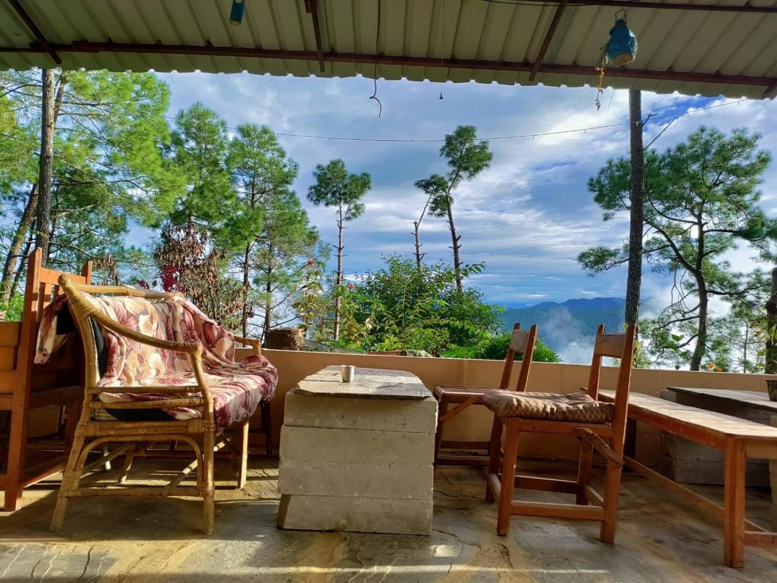 Zenoaks Homestay Almora Exterior foto
