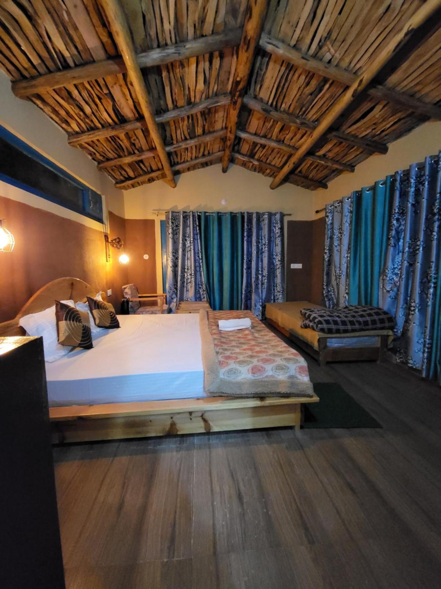 Zenoaks Homestay Almora Exterior foto